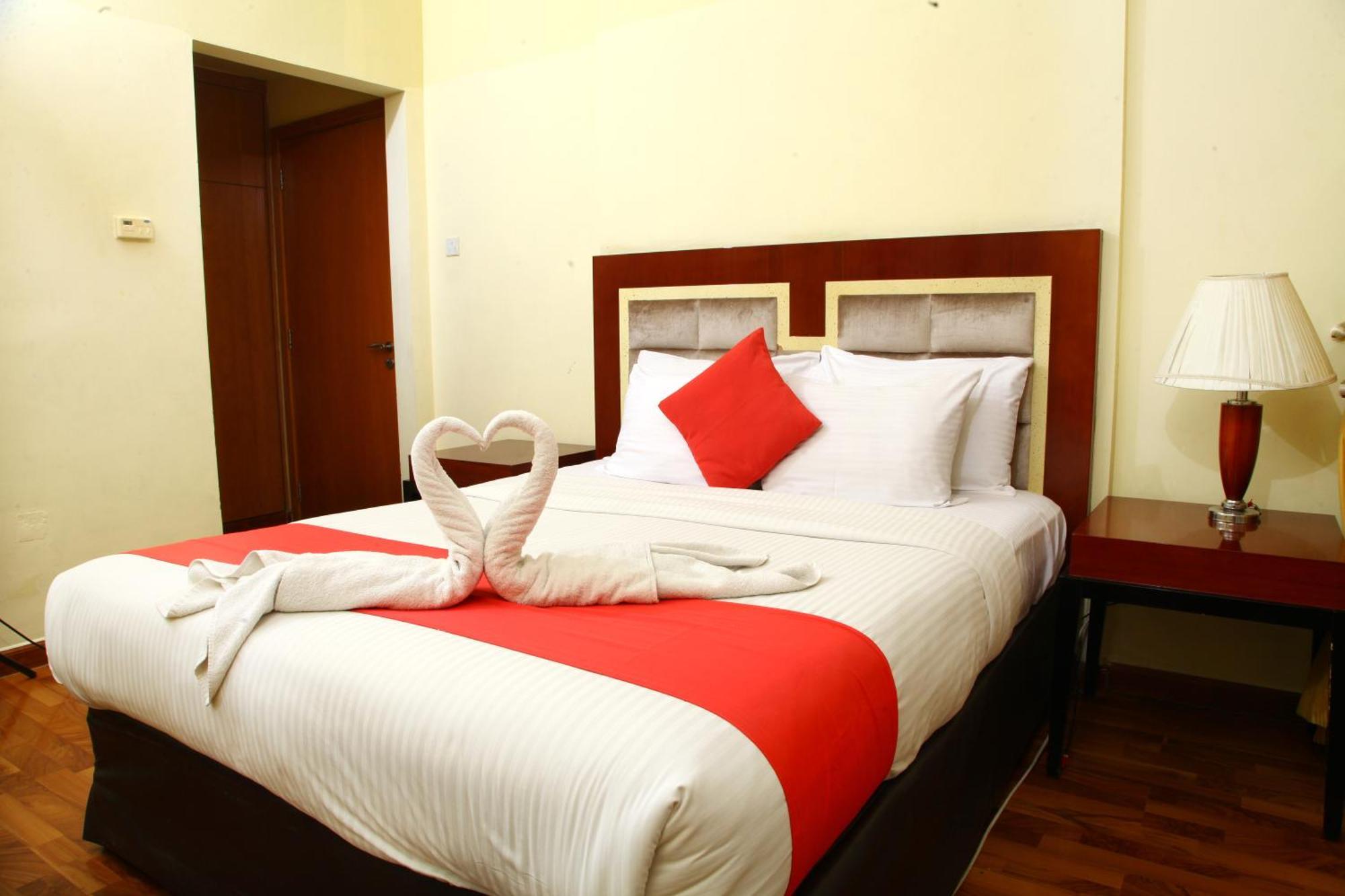 Ruwi Hotel Apartments, Sharjah Exterior photo